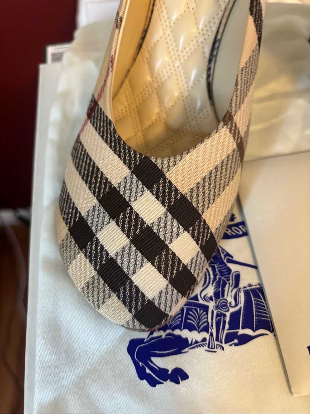 Authentic NWT Burberry Pumps- Classic NovaCheck Pattern - Picture 2 of 7